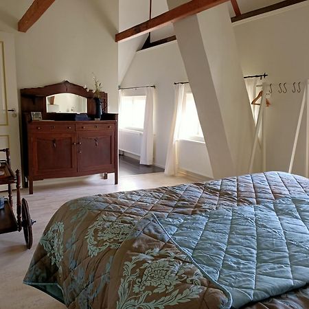 본테이지 Bij De Friesche Poort B&B 객실 사진