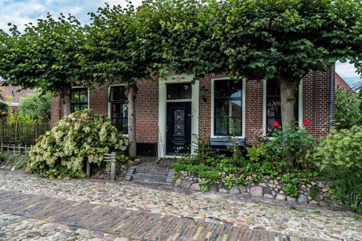 본테이지 Bij De Friesche Poort B&B 외부 사진