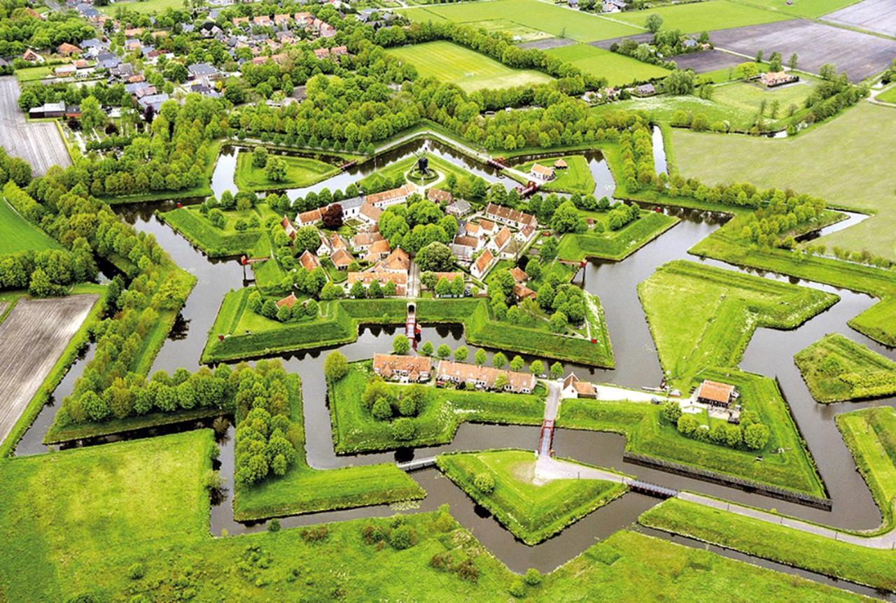 본테이지 Bij De Friesche Poort B&B 외부 사진