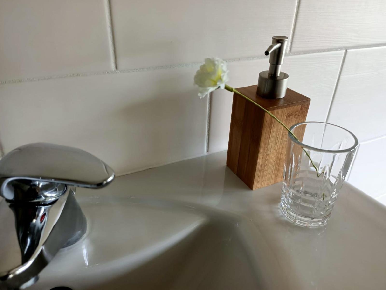 본테이지 Bij De Friesche Poort B&B 객실 사진